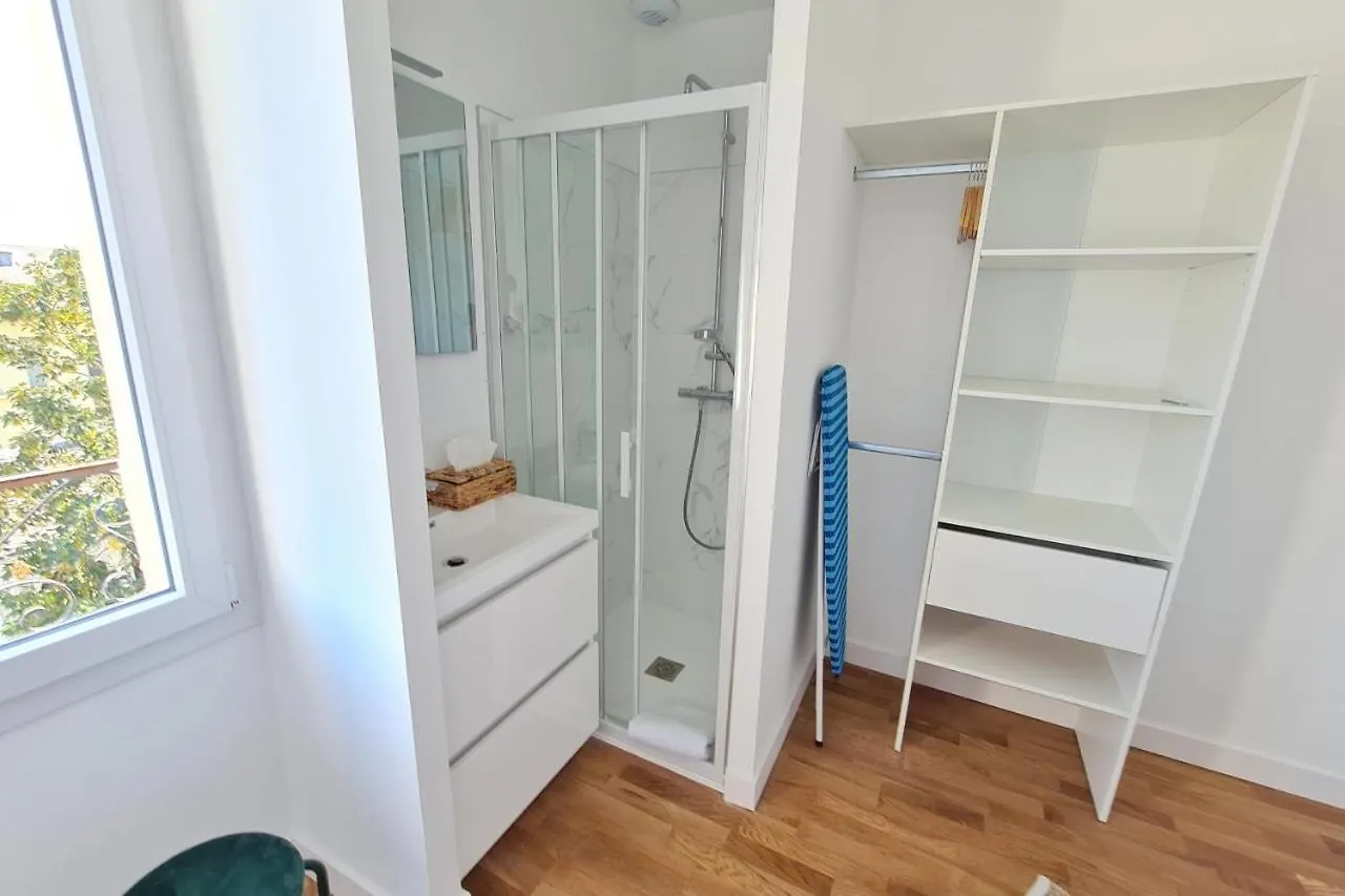 Appartement Le Poulorio 11 - T2 - Proche Gare à Lorient 0*,