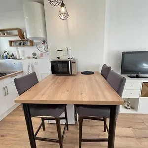 Lumineux - Centre-ville Appartement
